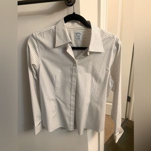 Brook Brothers striped fitted button down shirt size 8